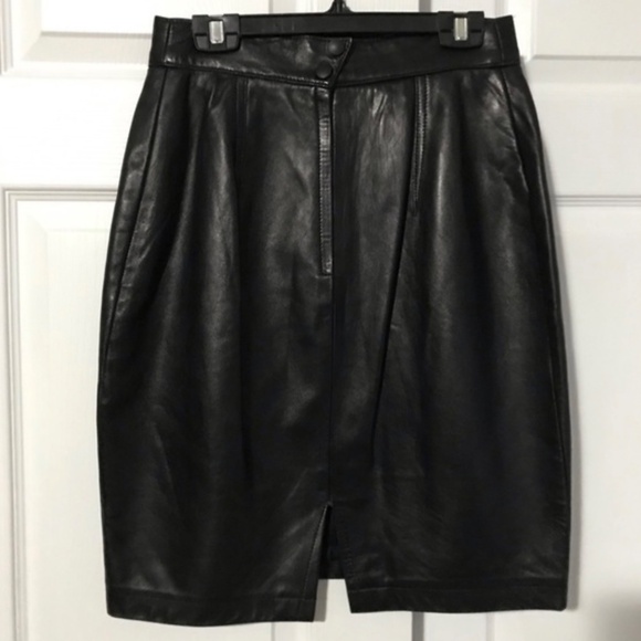 DANIER BLACK LEATHER SKIRT - Picture 3 of 8